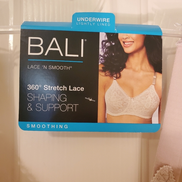Bali Shaping & Support Smoothing Lace Bra - Picture 2 of 7